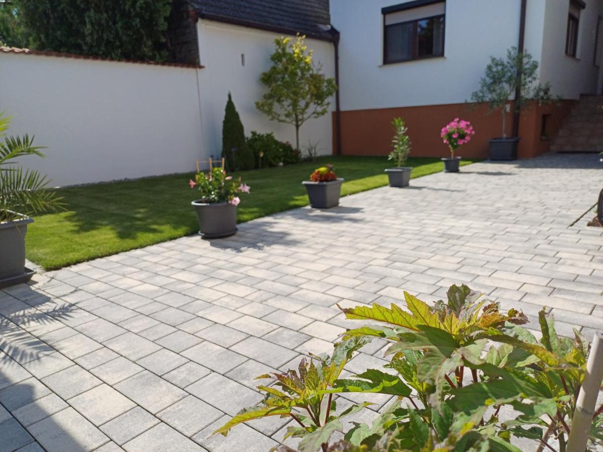 Appartments Gartenblick Illmitz Buitenkant foto